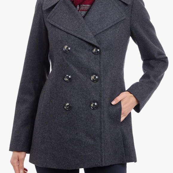 London Fog, Double Breasted, Ladies Navy Blue Peacoat with Scarf, Large, NWT - Picture 12 of 12